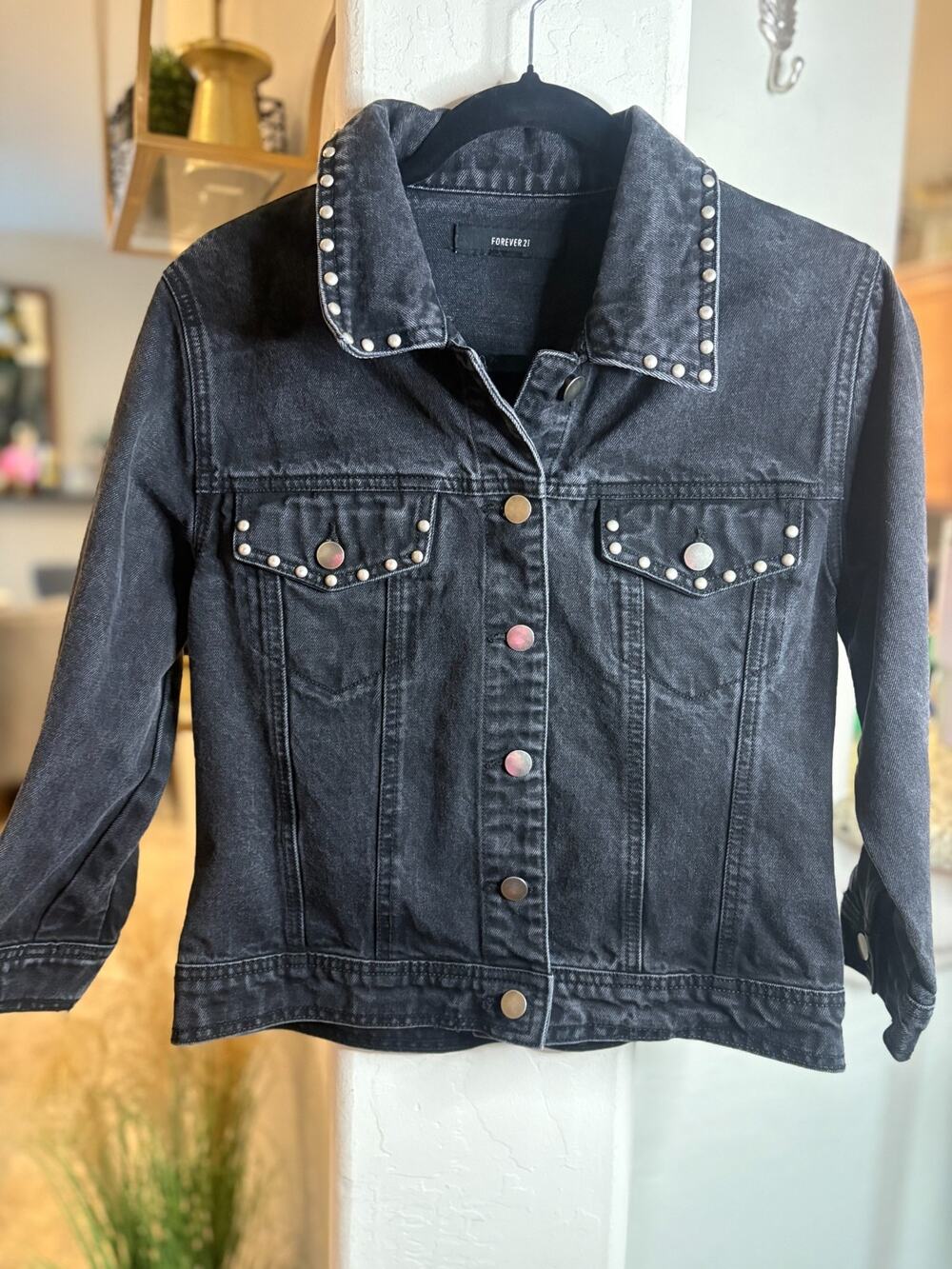 Forever 21 Women's Black Jean Studded Jacket Size Small (2-6)